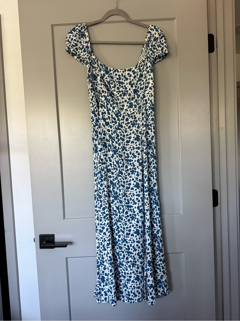 Reformation Sienne Blue and White Puff Sleeve Midi Dress Sz 4 - Picture 4 of 12